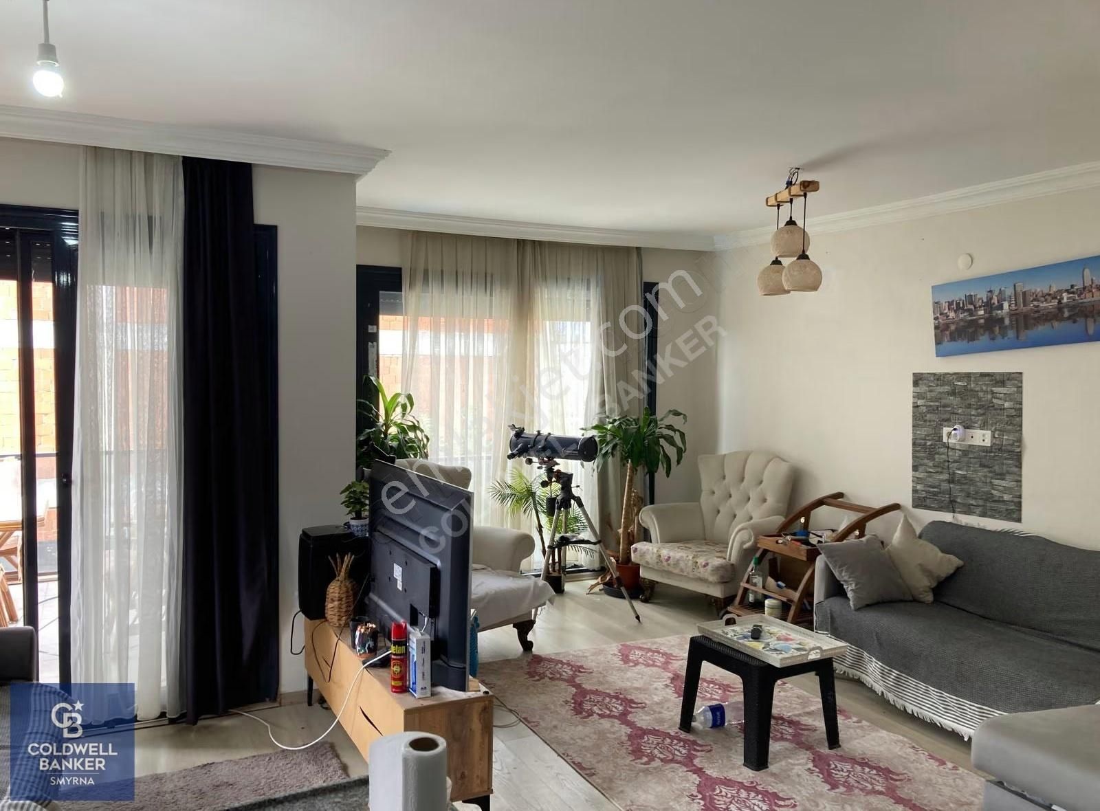 C.b Smyrna Dan Çeşme İsmet İnönü Mh. Kiralık Havuzlu Villa. - Görsel 11