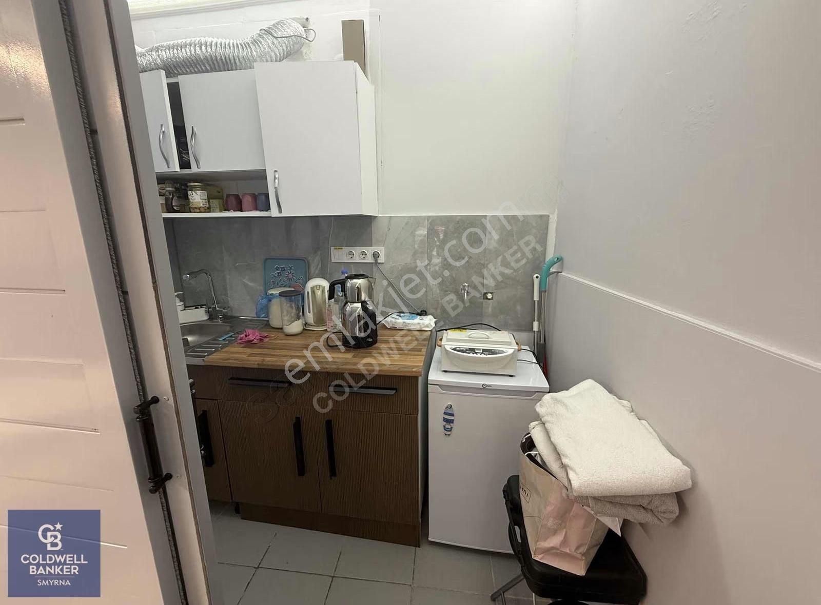 Üçkuyular Fahrettin Altayda Tadilatlı 45 M² Satılık Dükkan - Görsel 4