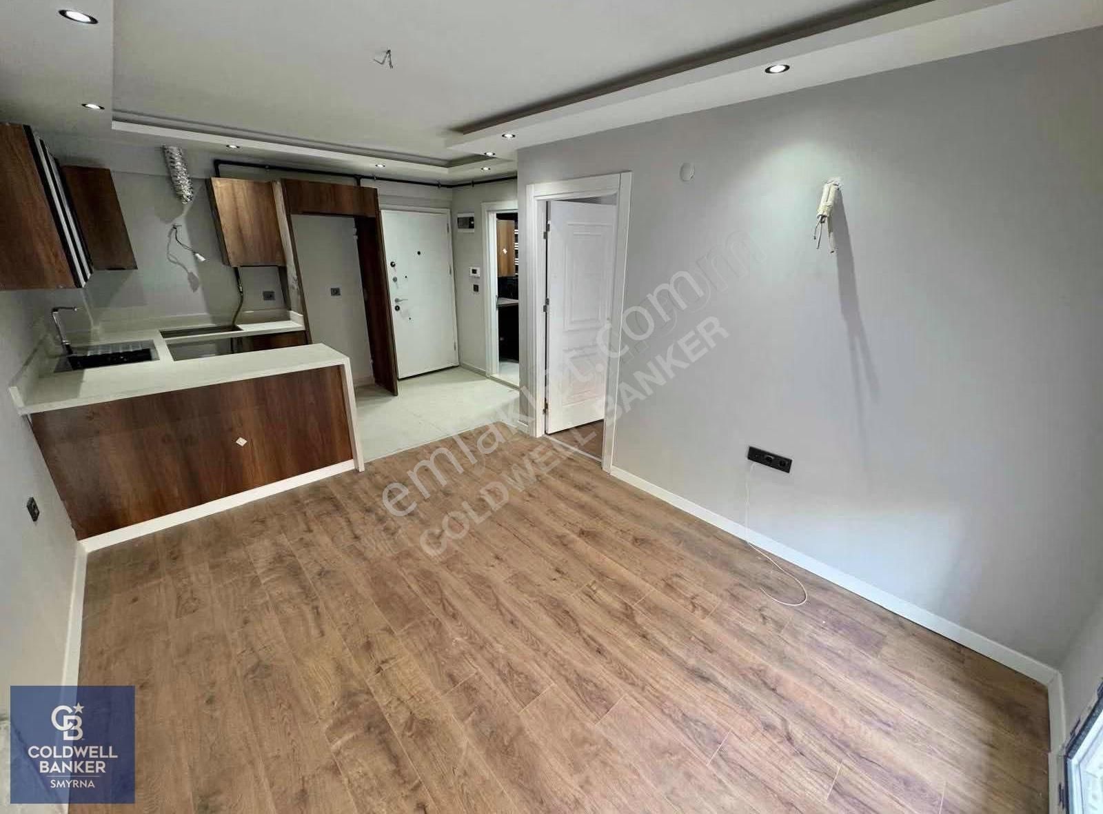 Bornova Garden'da Bahçe Kullanımlı 1+1 Havuzlu & Güvenlikli Site - Görsel 5