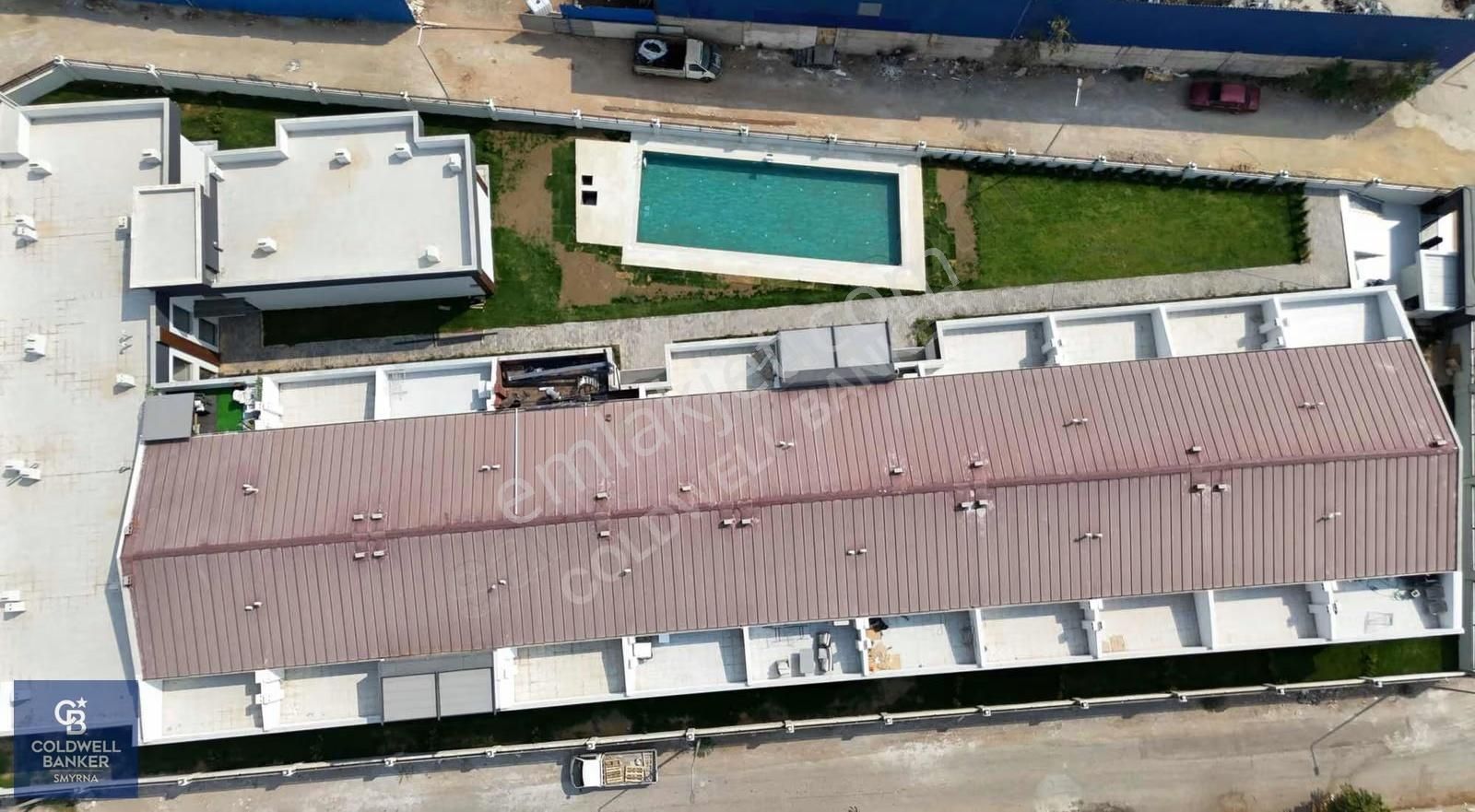 Bornova Garden'da Bahçe Kullanımlı 1+1 Havuzlu & Güvenlikli Site - Görsel 14