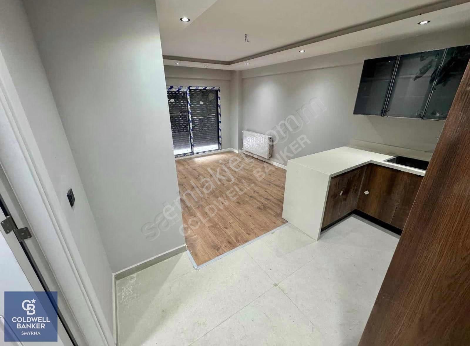 Bornova Garden'da Bahçe Kullanımlı 1+1 Havuzlu & Güvenlikli Site - Görsel 13