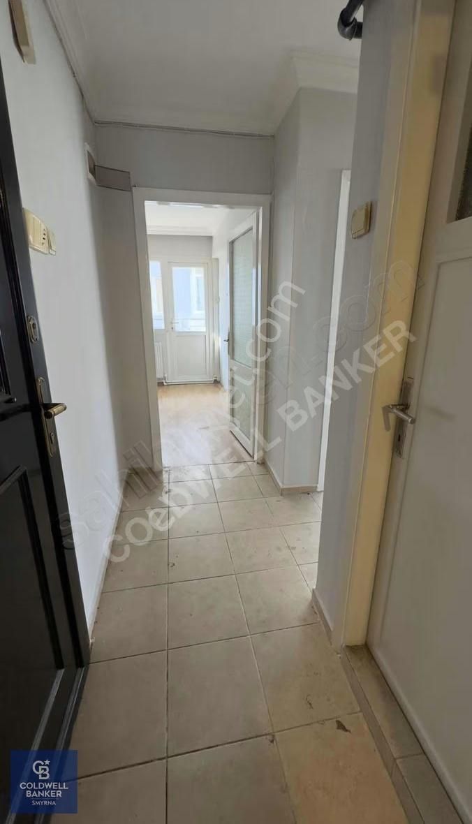 Güzelyalıda Ara Katta Doğalgazlı Kiralık 3+1 Daire - Görsel 19