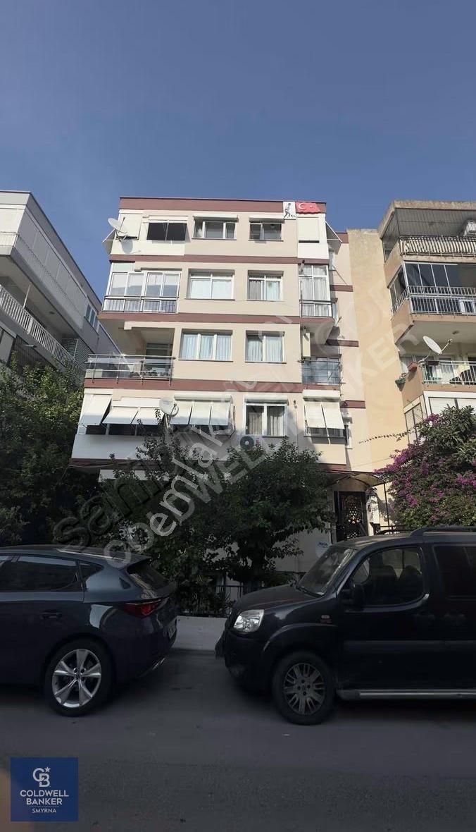 Güzelyalıda Ara Katta Doğalgazlı Kiralık 3+1 Daire