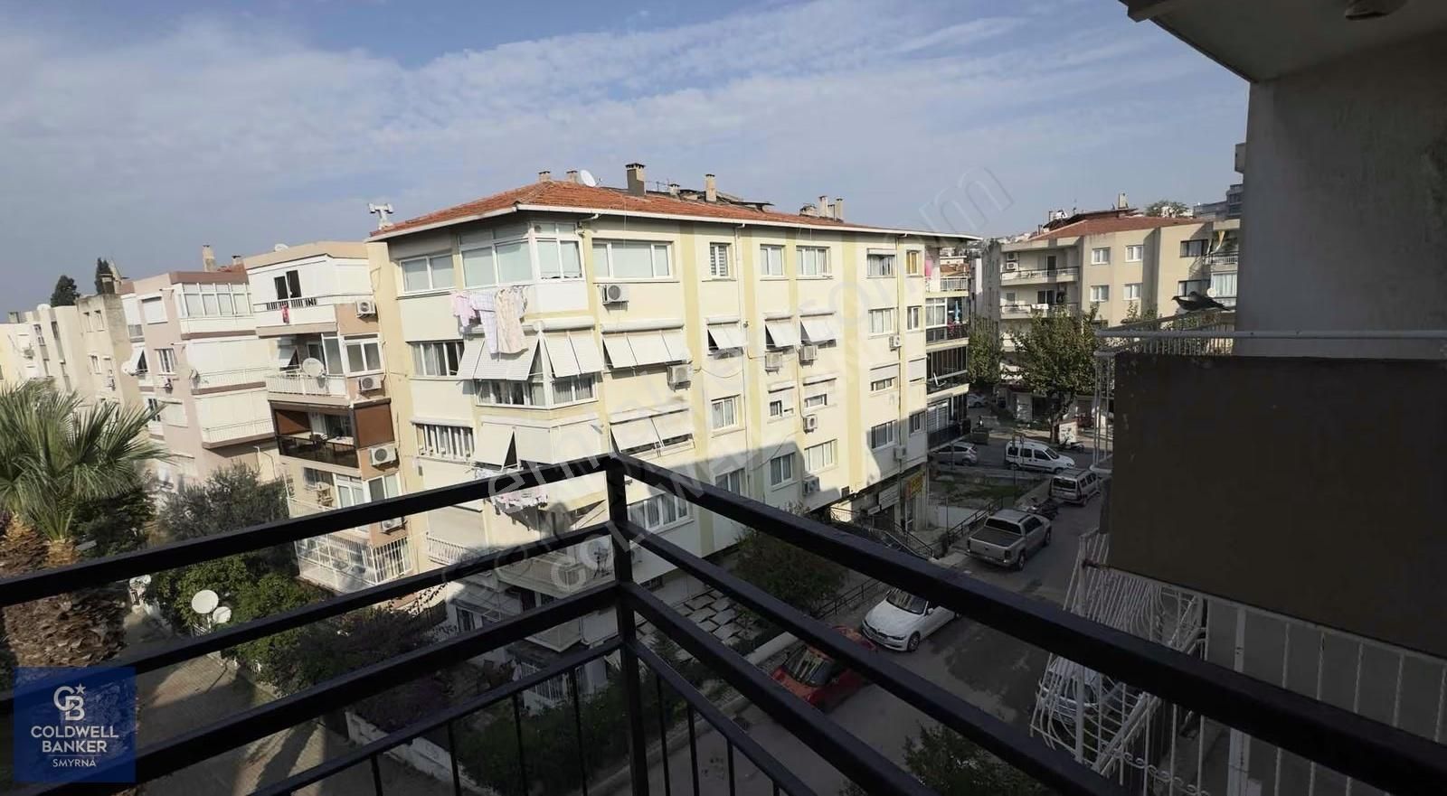 Güzelyalıda Ara Katta Doğalgazlı Kiralık 3+1 Daire - Görsel 3