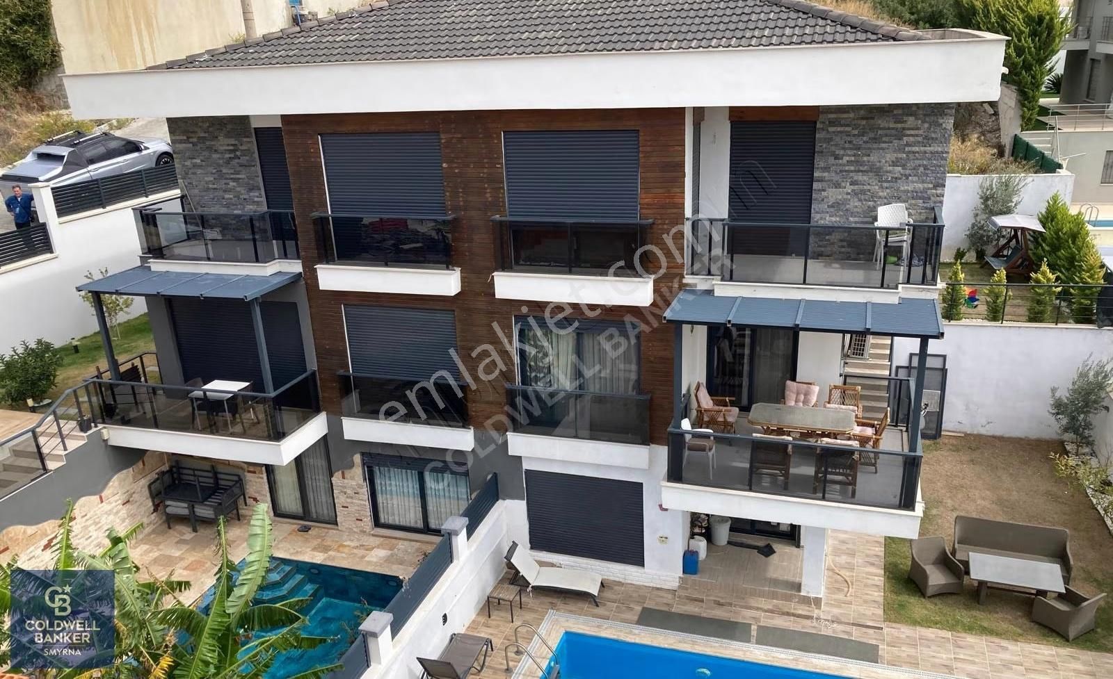 Cb Smyrna' Dan Çeşme' De Merkezi Lokasyonda Satılık Villa - Görsel 6