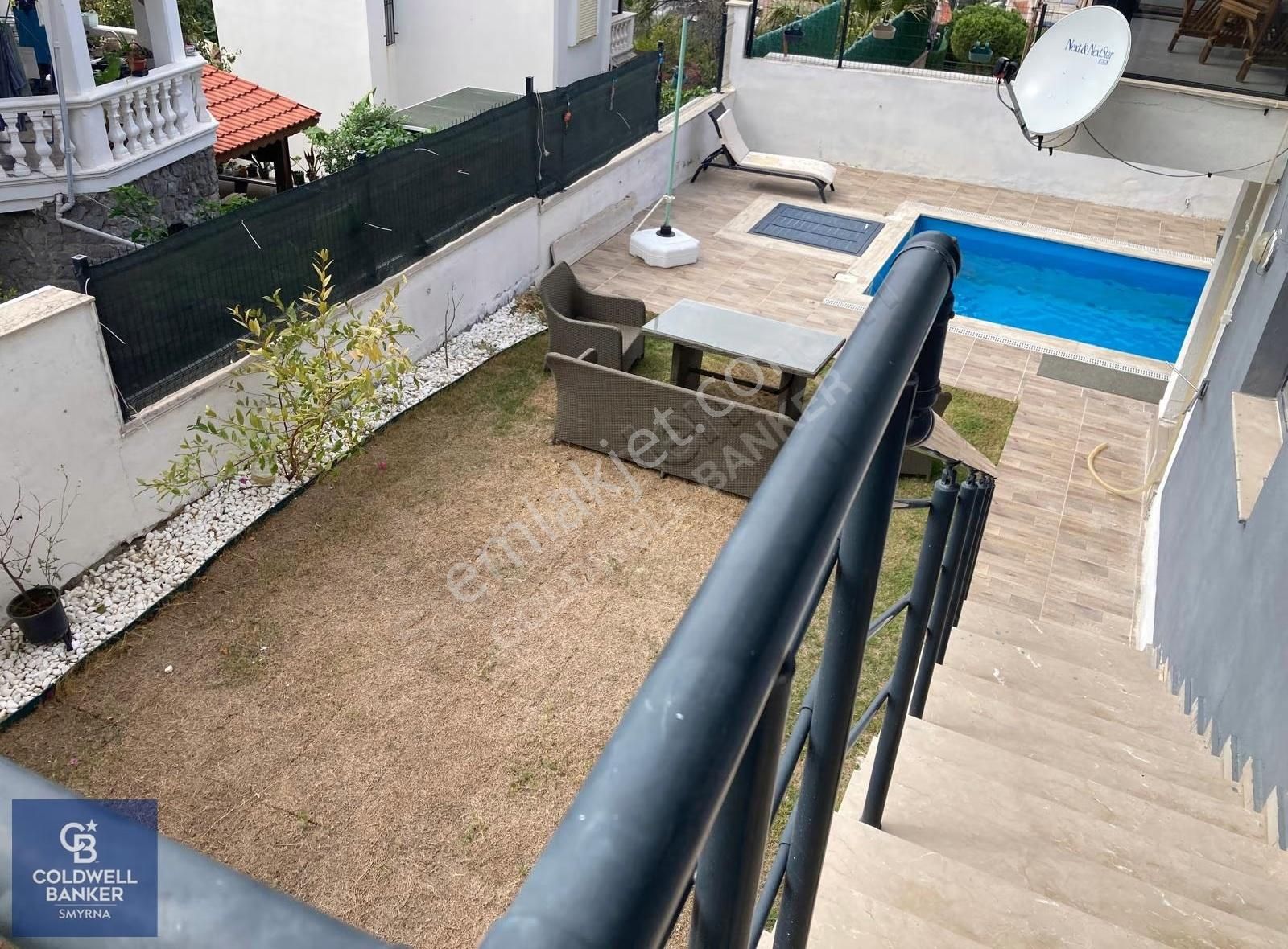 Cb Smyrna' Dan Çeşme' De Merkezi Lokasyonda Satılık Villa - Görsel 2