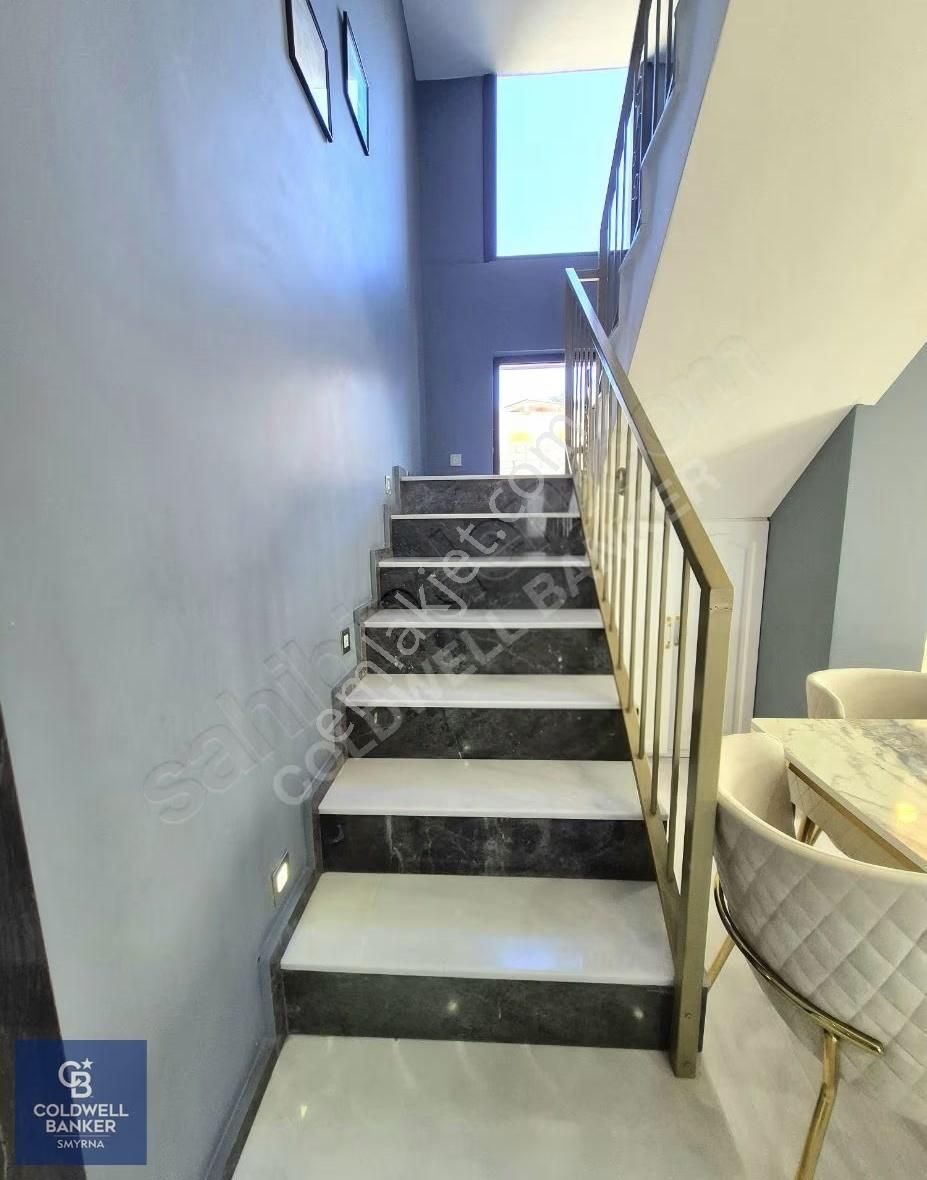 Çeşme Musalla'da Satılık Triplex 10+4 İki Havuzlu İkiz Villa - Görsel 22