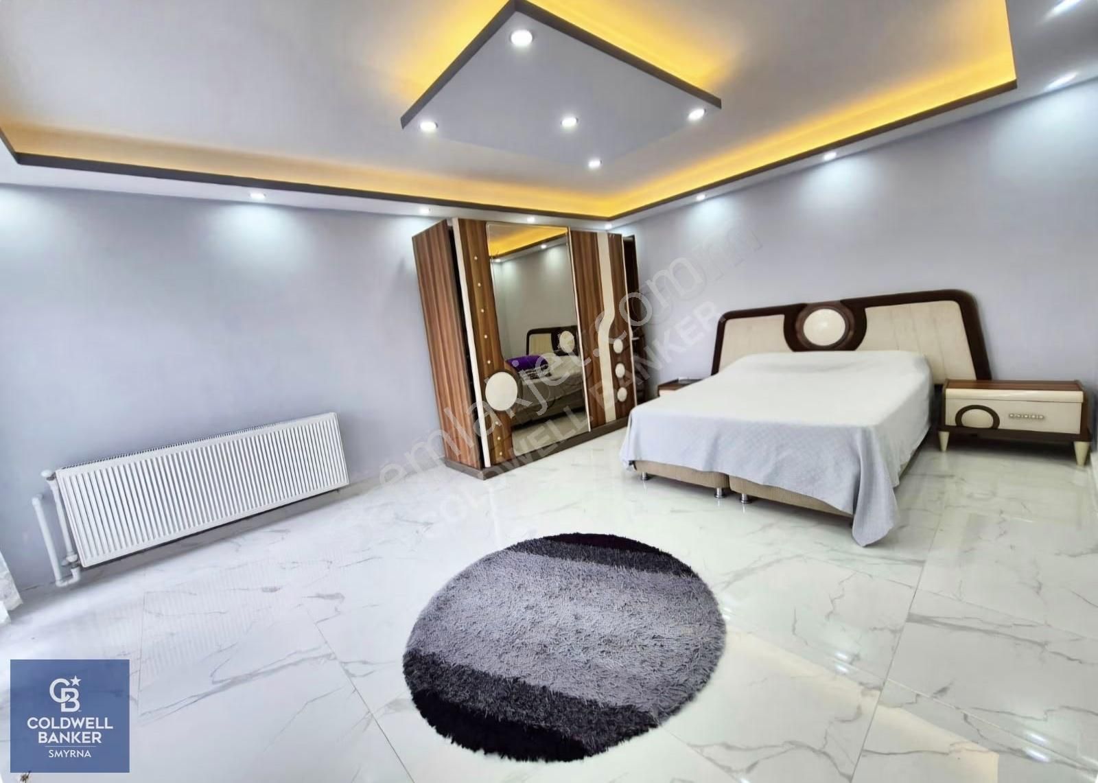 Çeşme Musalla'da Satılık Triplex 10+4 İki Havuzlu İkiz Villa - Görsel 35