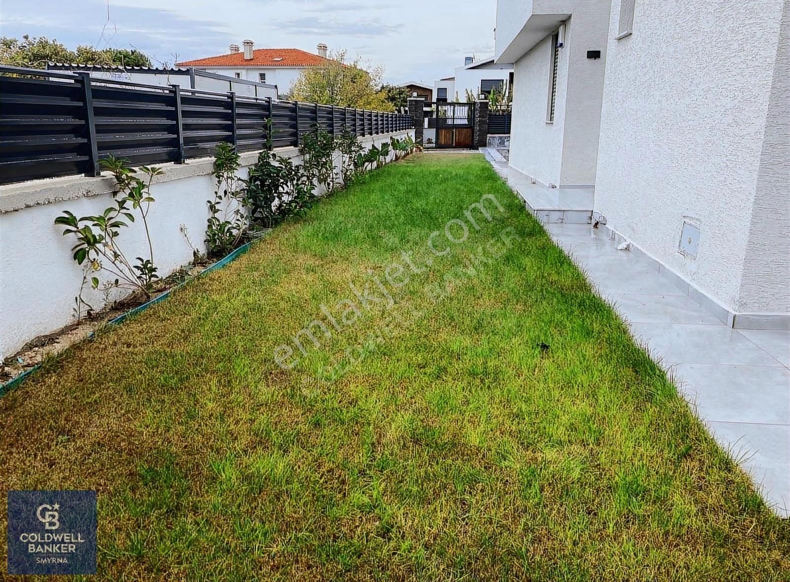 Cb Smyrna'dan Çeşme Ilıca'da Müstakil Havuzlu Villa - Görsel 3