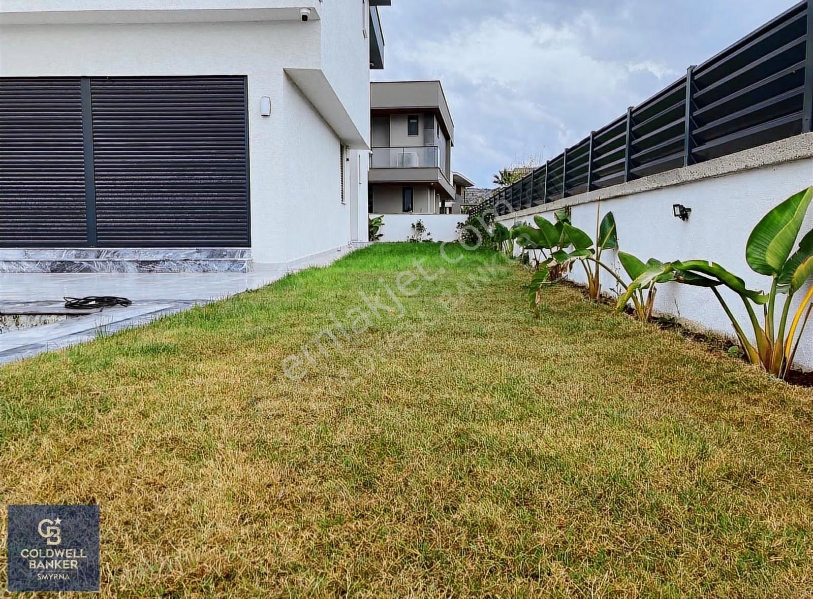 Cb Smyrna'dan Çeşme Ilıca'da Müstakil Havuzlu Villa - Görsel 31