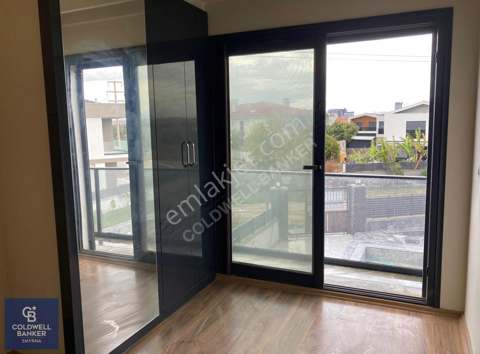 Cb Smyrna'dan Çeşme Ilıca'da Müstakil Havuzlu Villa - Görsel 19