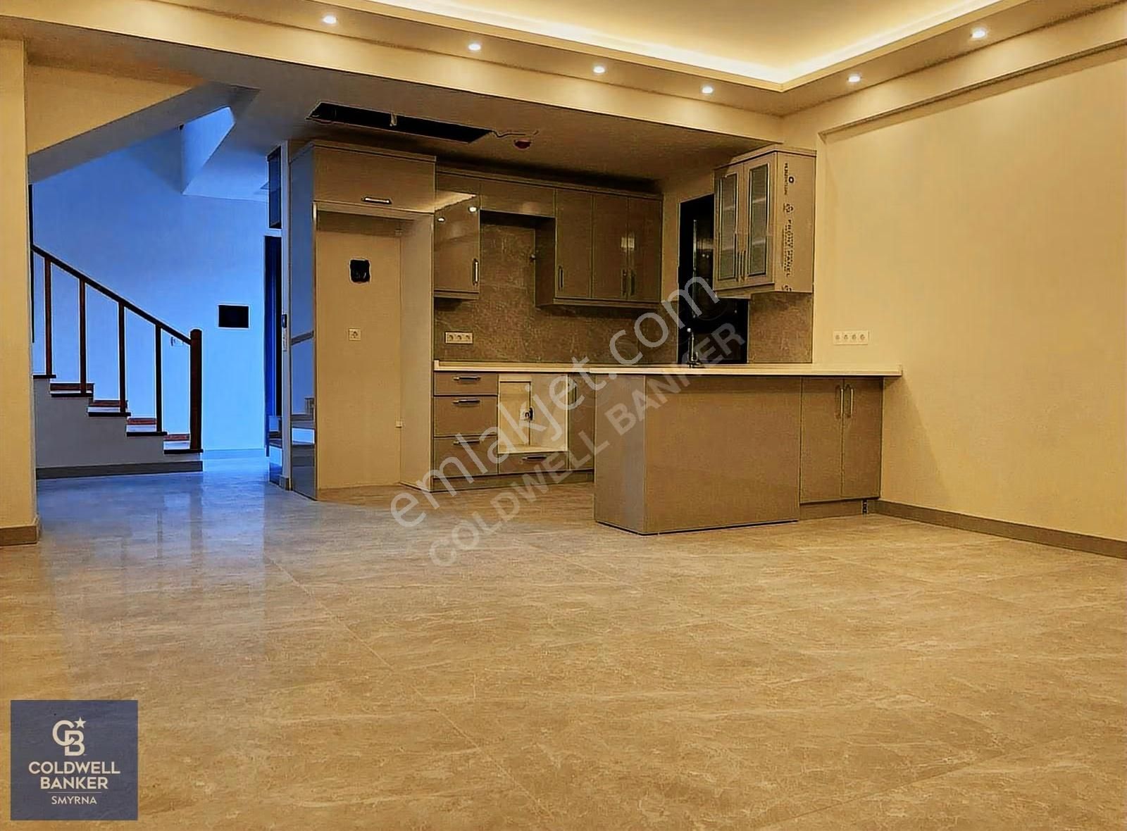 Cb Smyrna'dan Çeşme Ilıca'da Müstakil Havuzlu Villa - Görsel 24