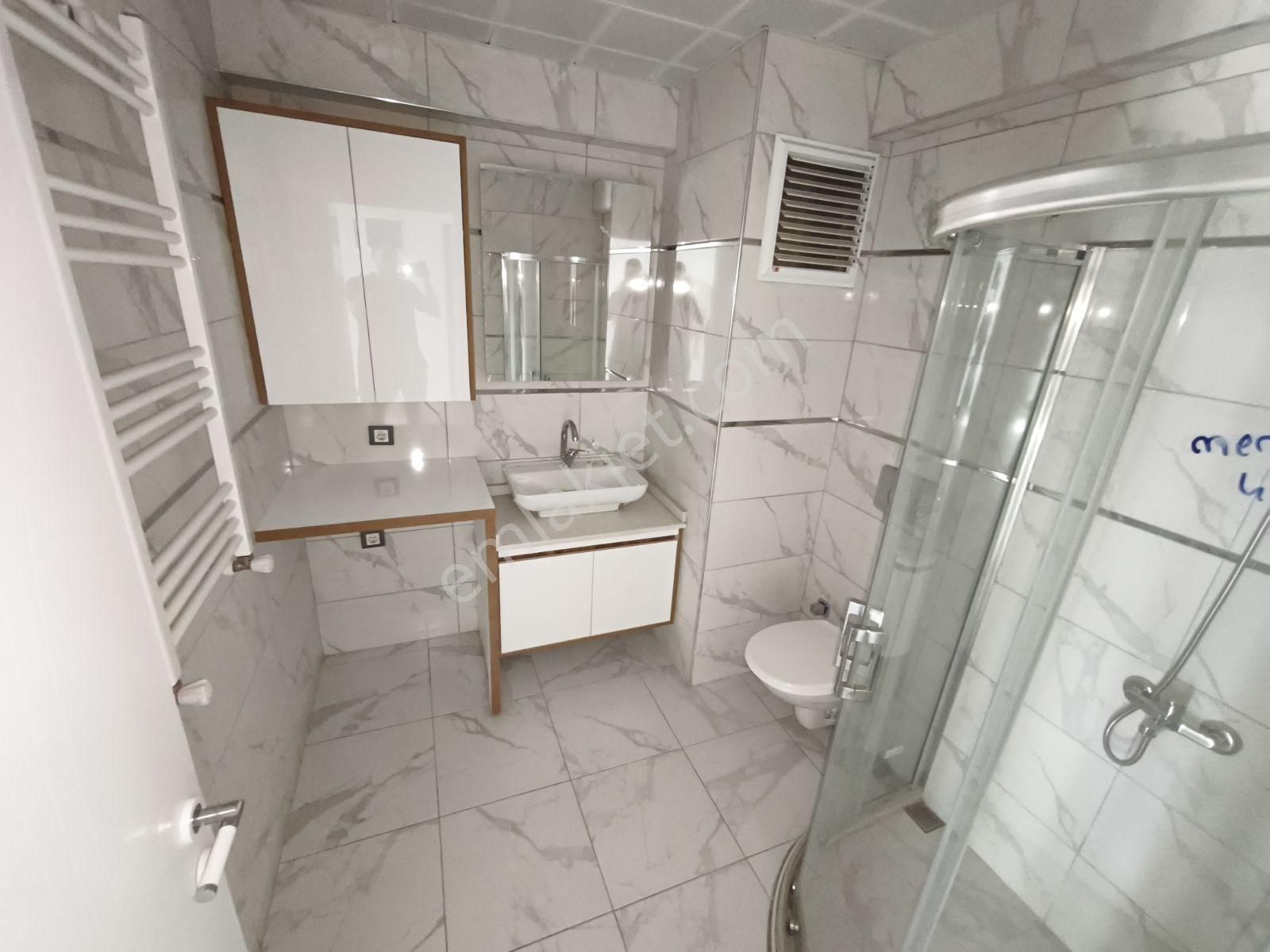 Bahçelievler Mahallesinde Sıfır 3+1 Ebeveyn Banyolu Arakat Ferah - Görsel 25