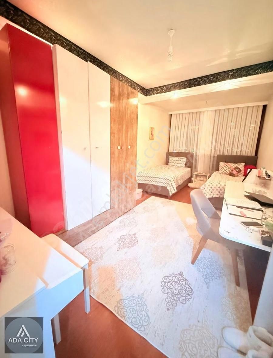 100.yılda Şenbayrak Plaza'da 4+1 Her Kat Tek Daire Satılık - Görsel 10