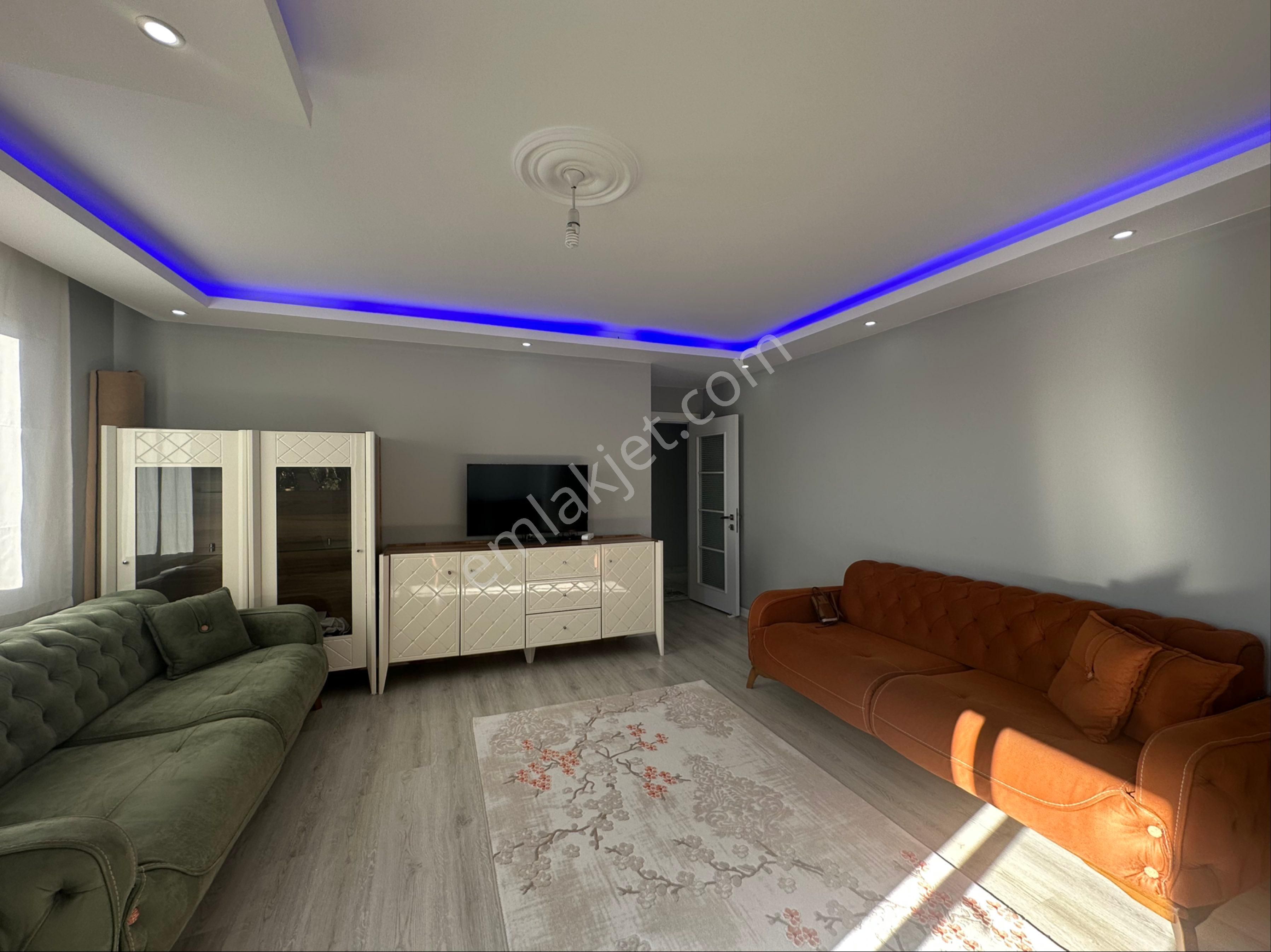 Samandıra Da 3+1 130 M2 İskanlı Arakat Daire