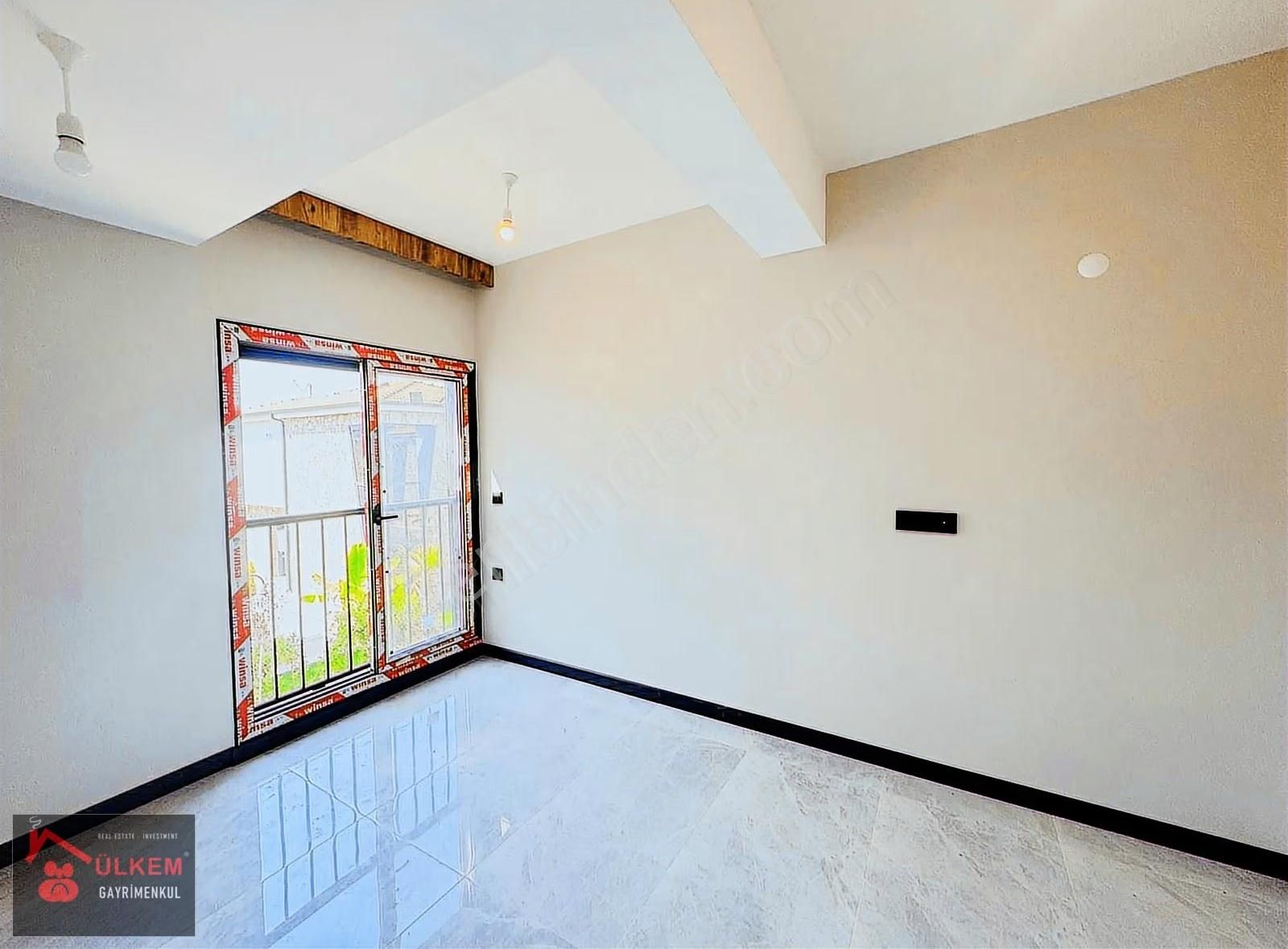 Kuşadasında Özel Mimari Özel Havuzlu Otoparklı Satılık Villa - Görsel 7