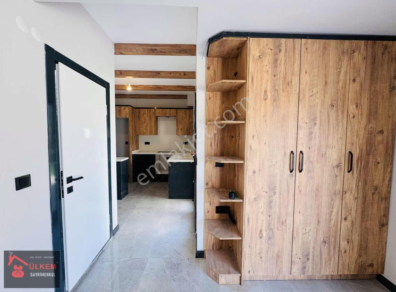 Kuşadasında Özel Mimari Özel Havuzlu Otoparklı Satılık Villa - Görsel 26