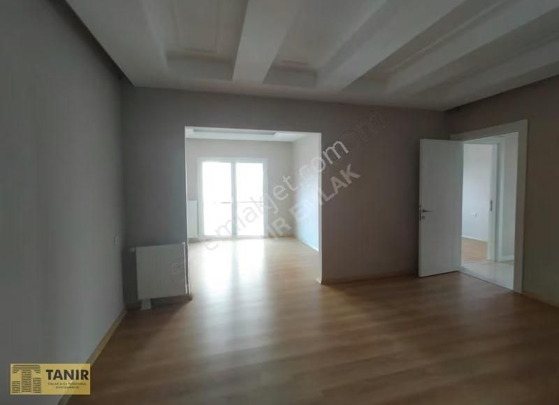 Beylikdüzü Vira İstanbul Sitesinde Kiralık Lüx Site İçi Daire - Görsel 3