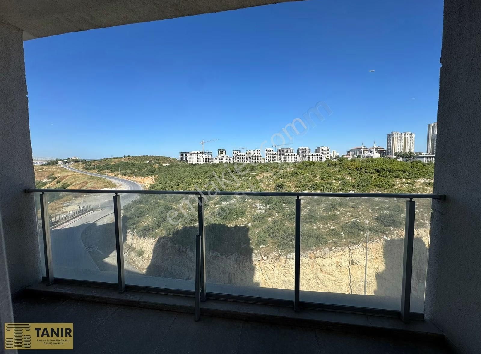 Sky Bahçeşehir Satılık 2+1 Daire