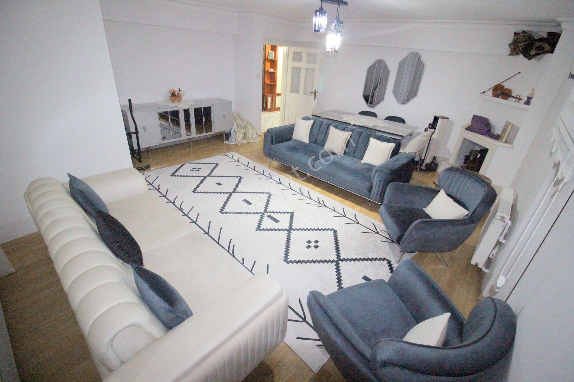 Hemdem Gayrimenkul'den Kazımkarabekir'de Arakatta Ön Cephe 130 M2 Ebeveyn Banyolu 3+1 Satılık Daire - Görsel 2