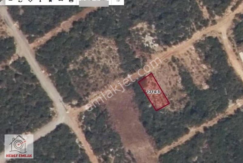 Didim Akyeniköyde Satılık 300 M² Villa İmarlı Arsa