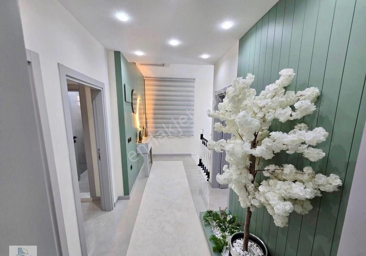 Didim Efeler Mahallesi’nde 318 Metre Arsa İçinde Havuzlu 4 + 1 Lüks Villa - Görsel 12