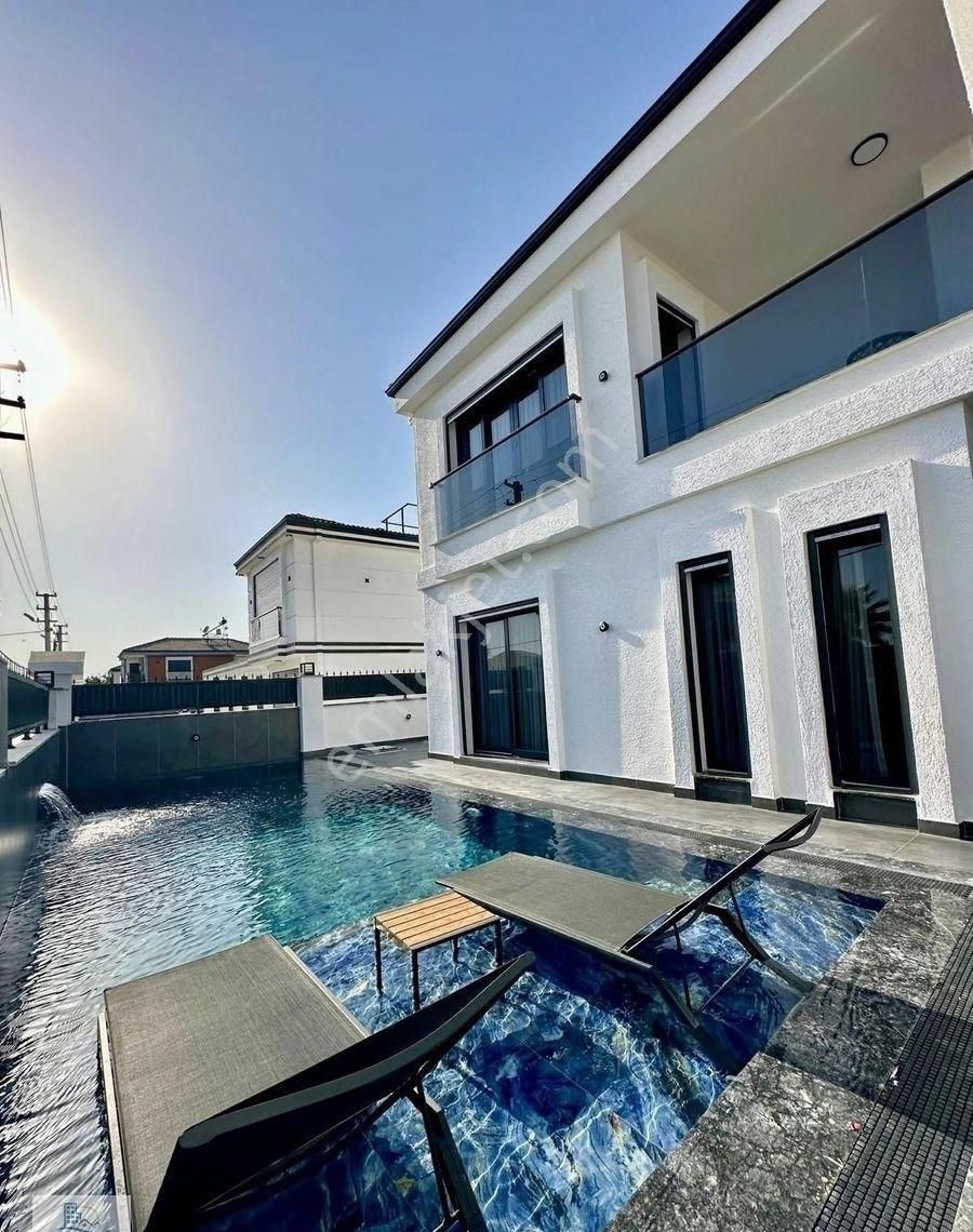 Didim Efeler Mahallesi’nde 318 Metre Arsa İçinde Havuzlu 4 + 1 Lüks Villa - Görsel 18