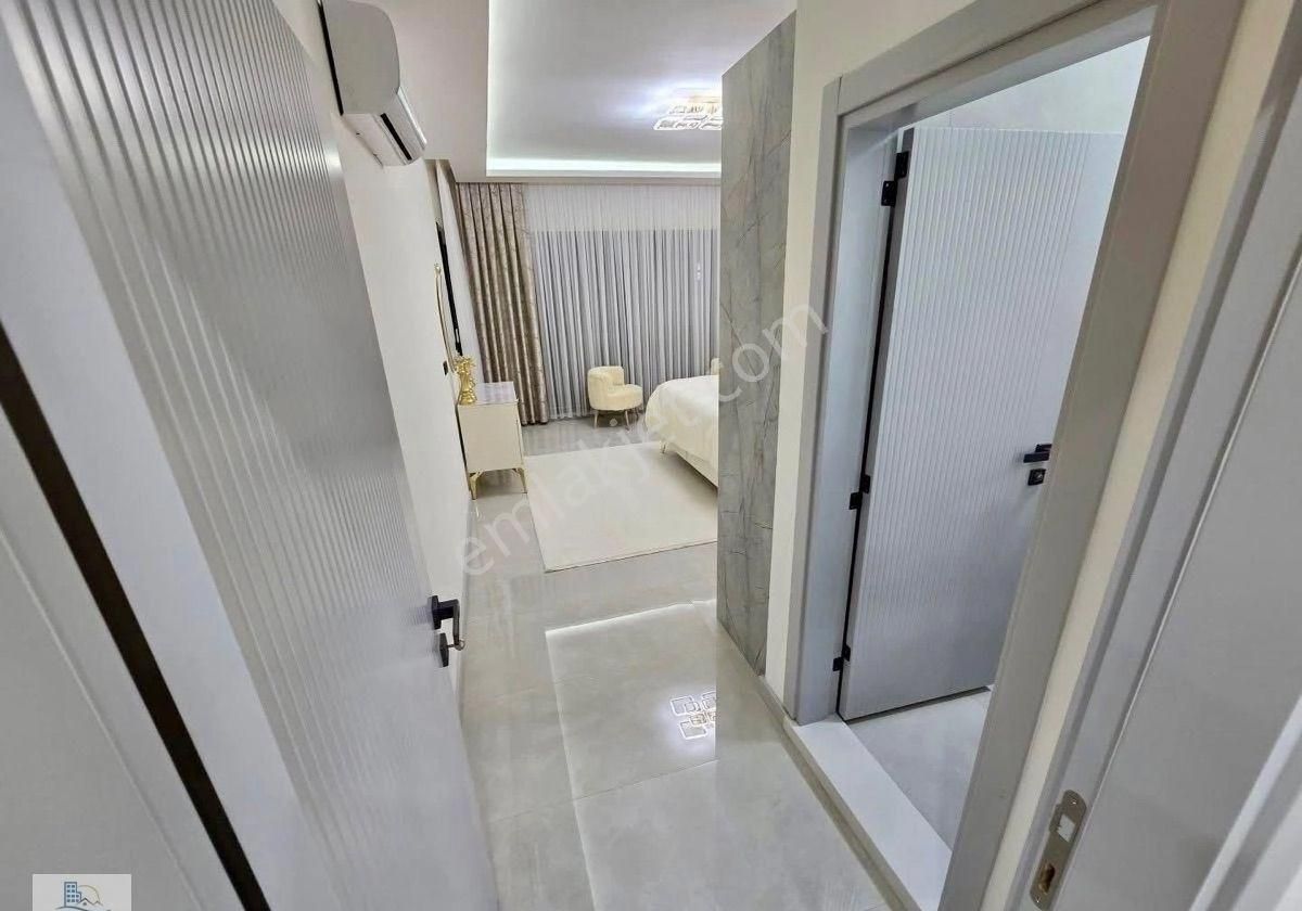 Didim Efeler Mahallesi’nde 318 Metre Arsa İçinde Havuzlu 4 + 1 Lüks Villa - Görsel 24