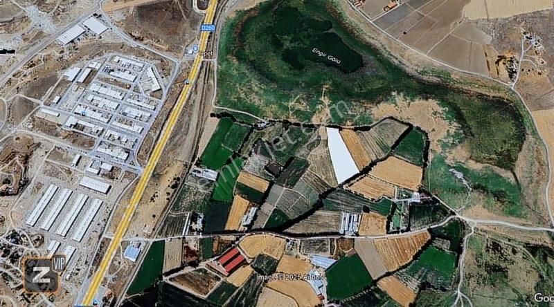 Yeşilyurt Engir Gölü Kenarında 18.800 M² Satılık Tarla - Görsel 2