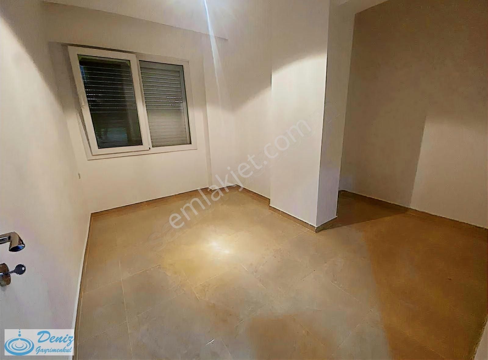 Didim Çarşı Merkezde Satılık 2+1 Ayrı Mutfak Yeni Daire - Görsel 11