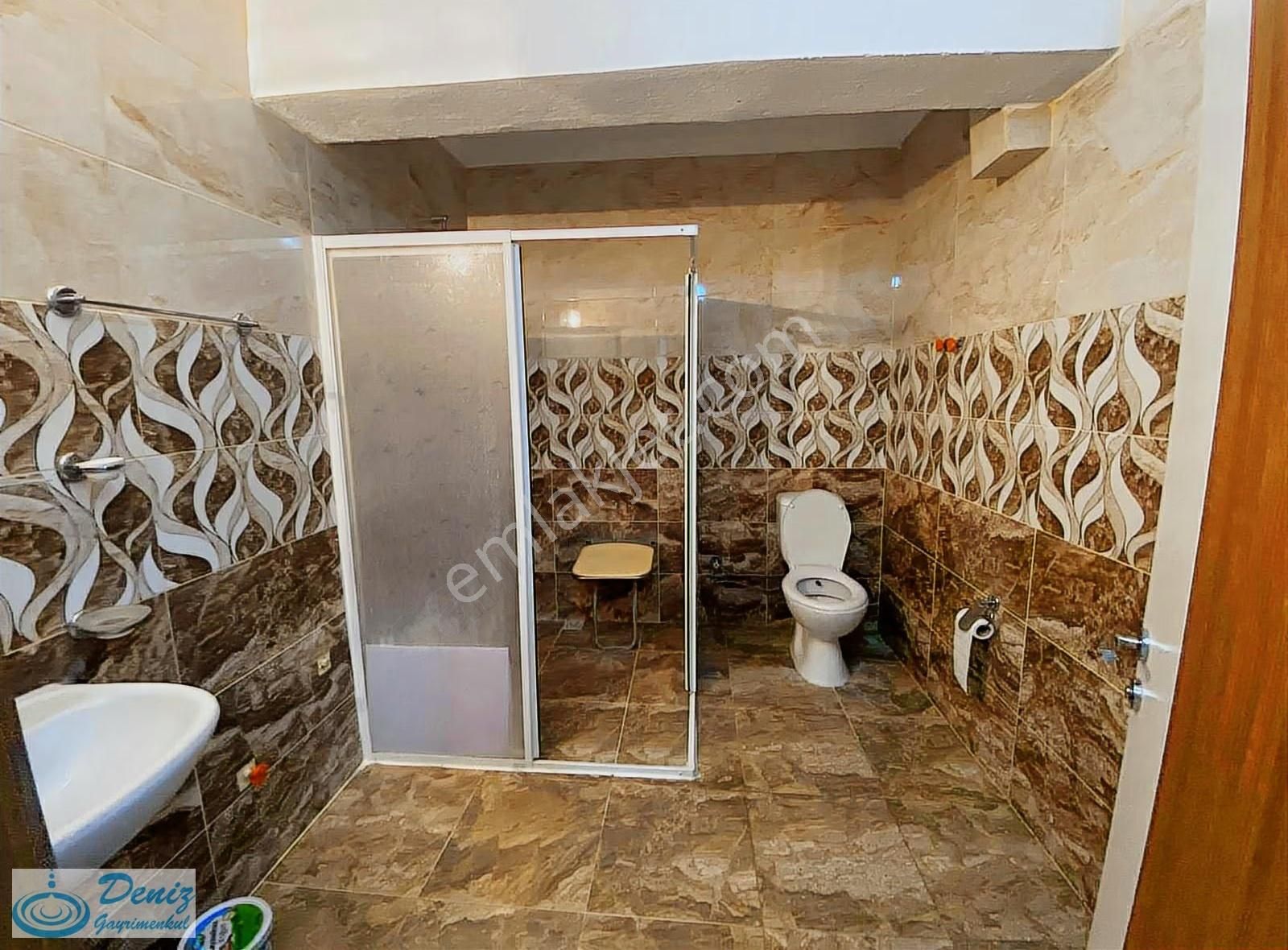 Didim Çarşı Merkezde Satılık 2+1 Ayrı Mutfak Yeni Daire - Görsel 24