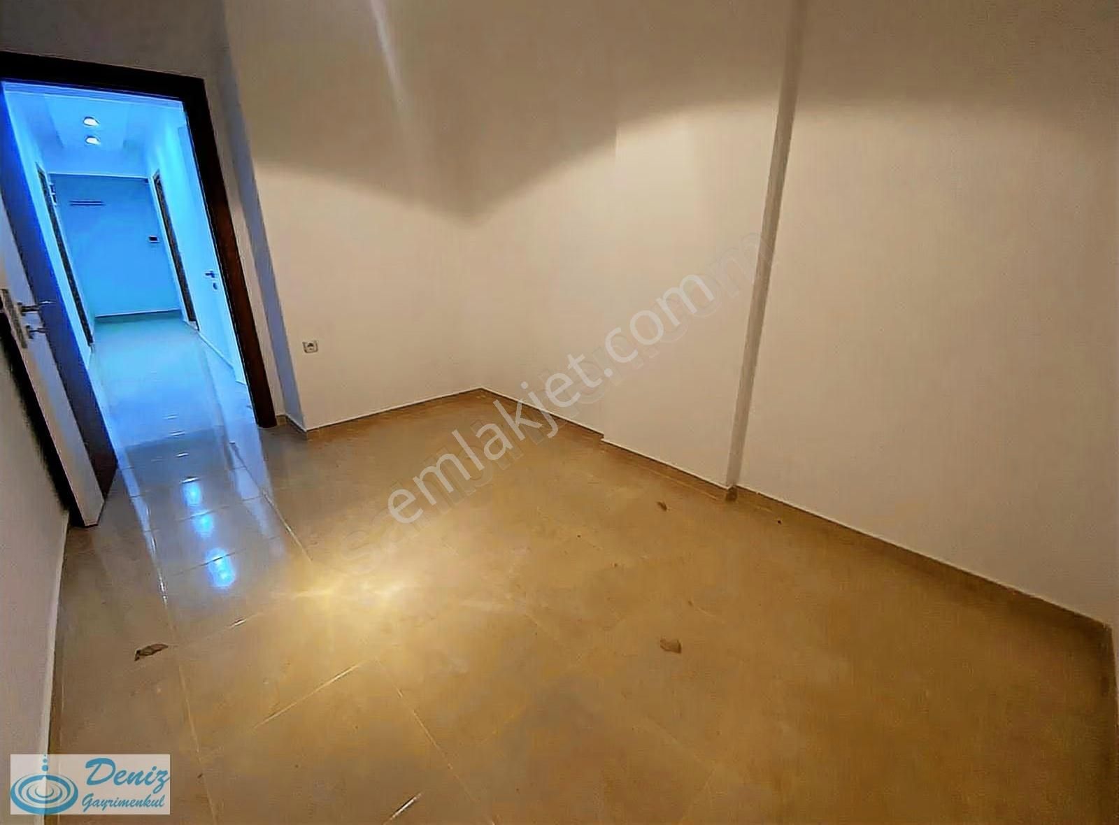 Didim Çarşı Merkezde Satılık 2+1 Ayrı Mutfak Yeni Daire - Görsel 5