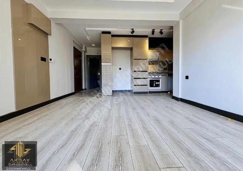 İskanlı Geniş Bahçeli Yerden Isıtmalı Havuzlu Sitede Geniş 1+1 - Görsel 12