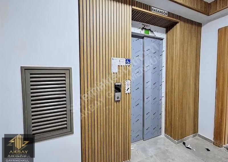 İskanlı Geniş Bahçeli Yerden Isıtmalı Havuzlu Sitede Geniş 1+1 - Görsel 4