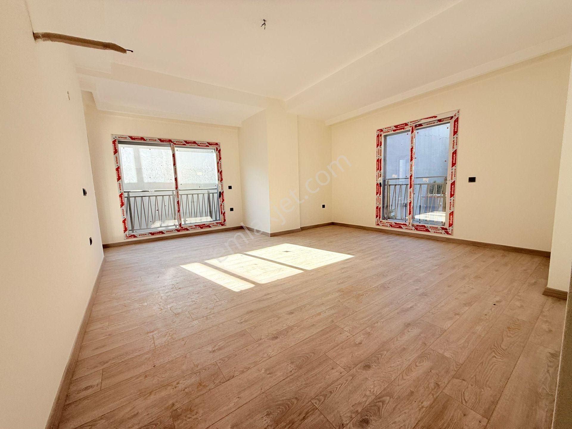 Kusadasında Satılık 7/24 Güvenlik-havuz-fitness-otopark-sosyal Alan-3+1/145 M2 Fırsat Daireler - Görsel 13