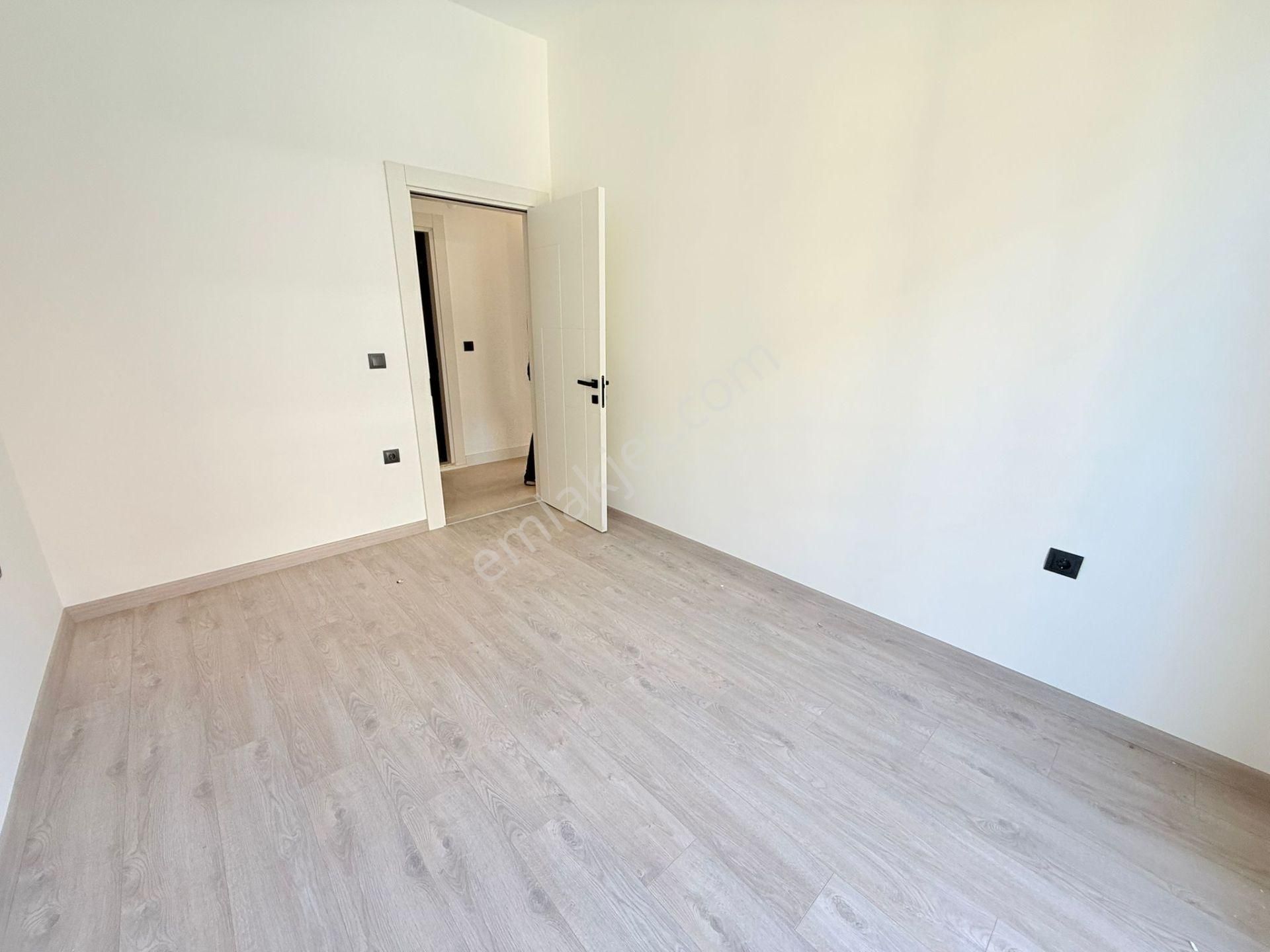 Kusadasında Satılık 7/24 Güvenlik-havuz-fitness-otopark-sosyal Alan-3+1/145 M2 Fırsat Daireler - Görsel 21