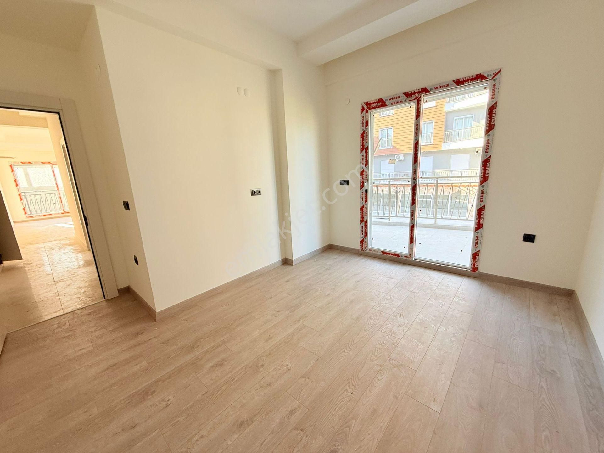 Kusadasında Satılık 7/24 Güvenlik-havuz-fitness-otopark-sosyal Alan-3+1/145 M2 Fırsat Daireler - Görsel 28