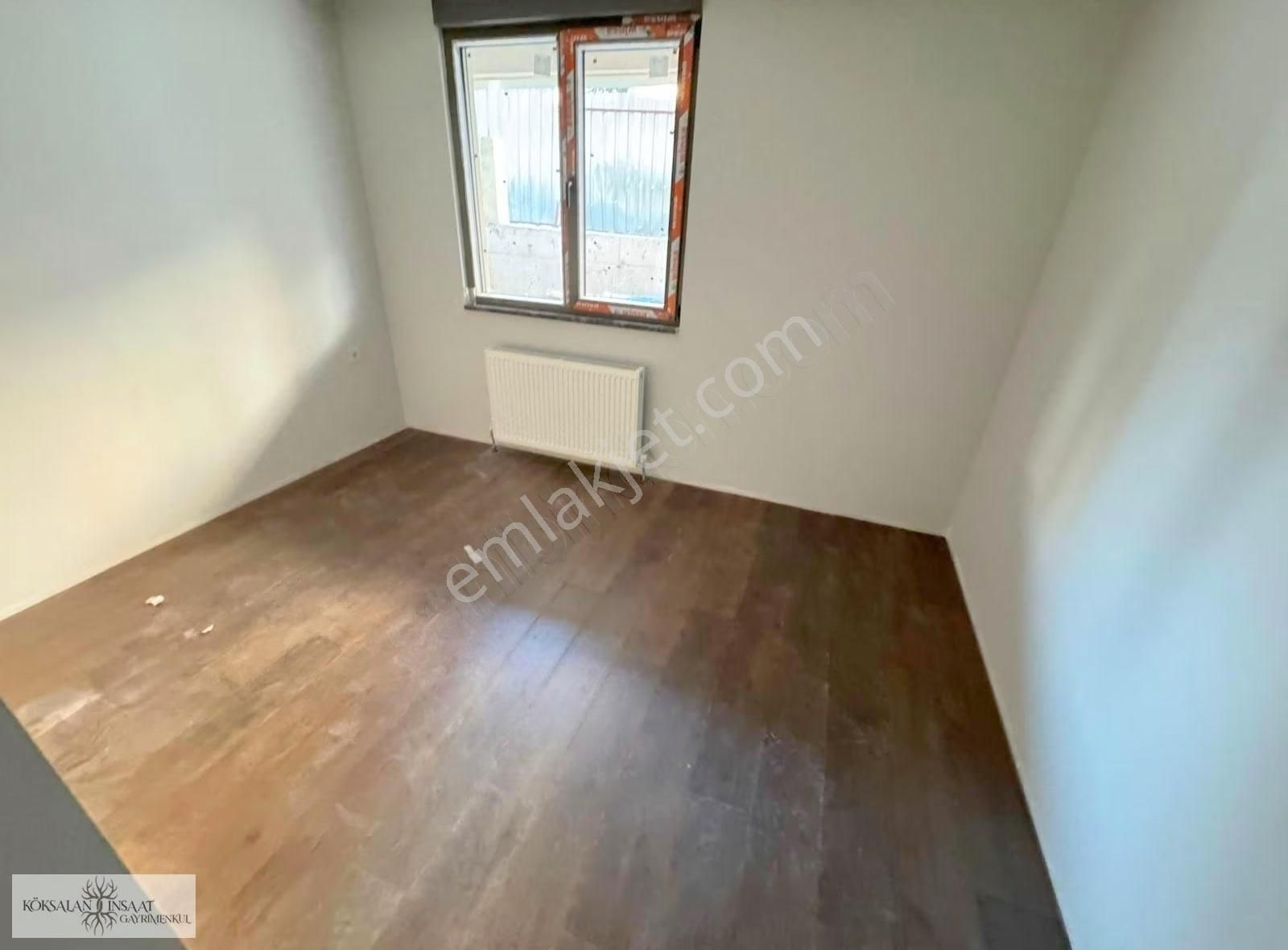 Köksalandan Ulaşıma Yakın Sıfır Yeni Binada Ön Cephe Bahçeli 1+1 - Görsel 12