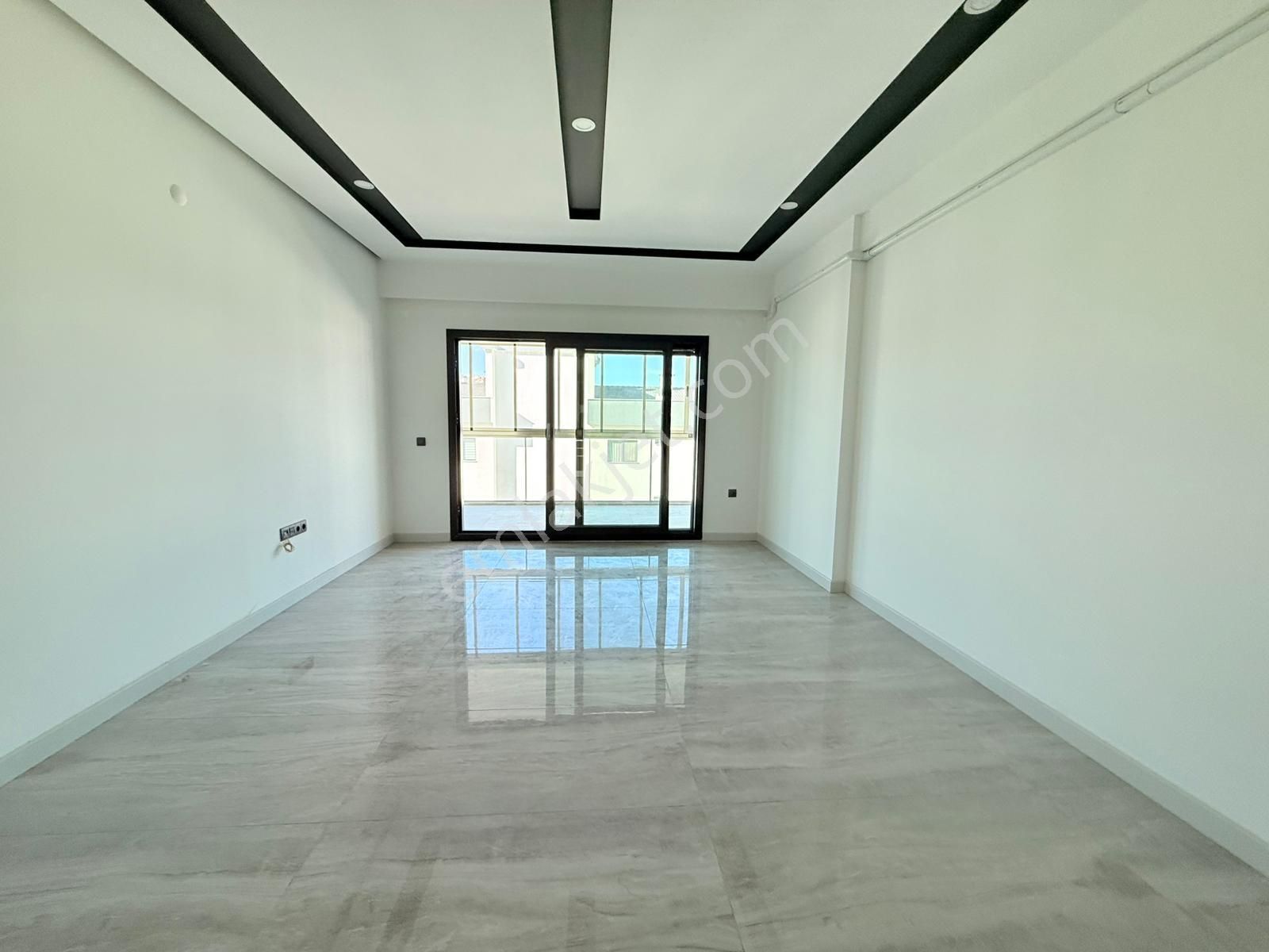 Merkezi Konumlu-güvenlık-havuz-bahçe-otopark-yerden Isıtma-sosyal Alan-ultra Lüx Daireler - Görsel 16