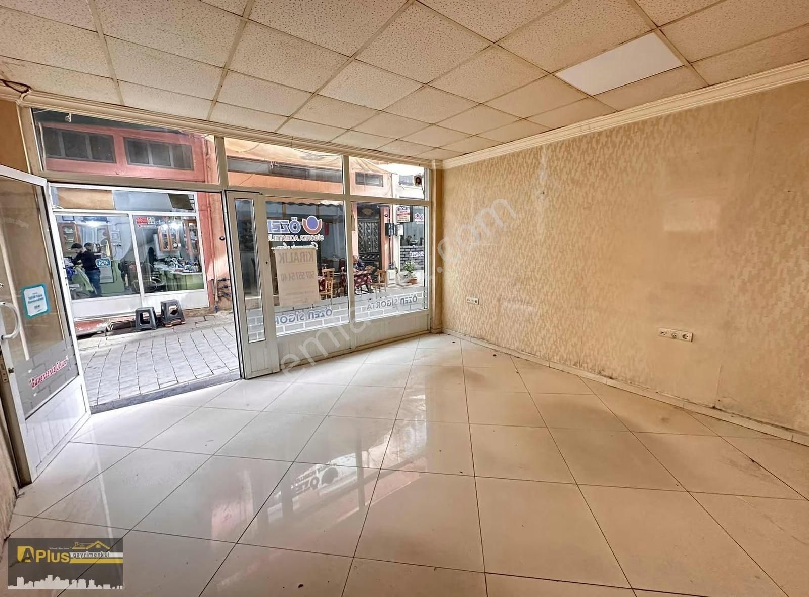 A Plus Gayrimenkulden Çarşı İçerisinde Kiralık Dükkan - Görsel 6