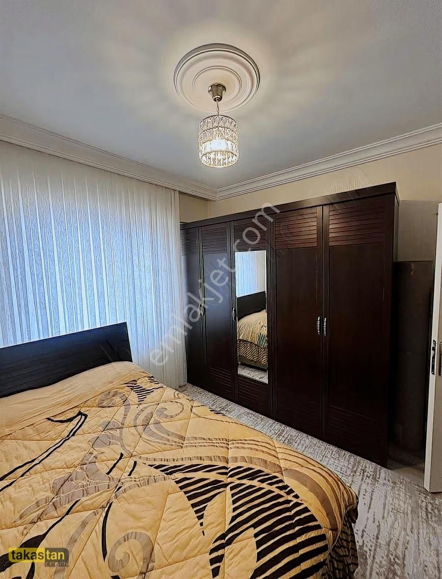 Takas Emlaktan Fıstıklık Merkez De Masrafsız Satılık 3+1 Daire - Görsel 6