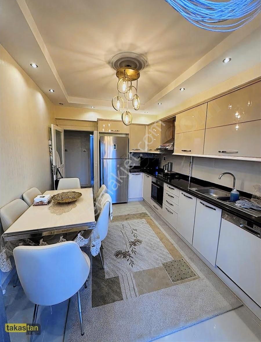 Takas Emlaktan Fıstıklık Merkez De Masrafsız Satılık 3+1 Daire - Görsel 23