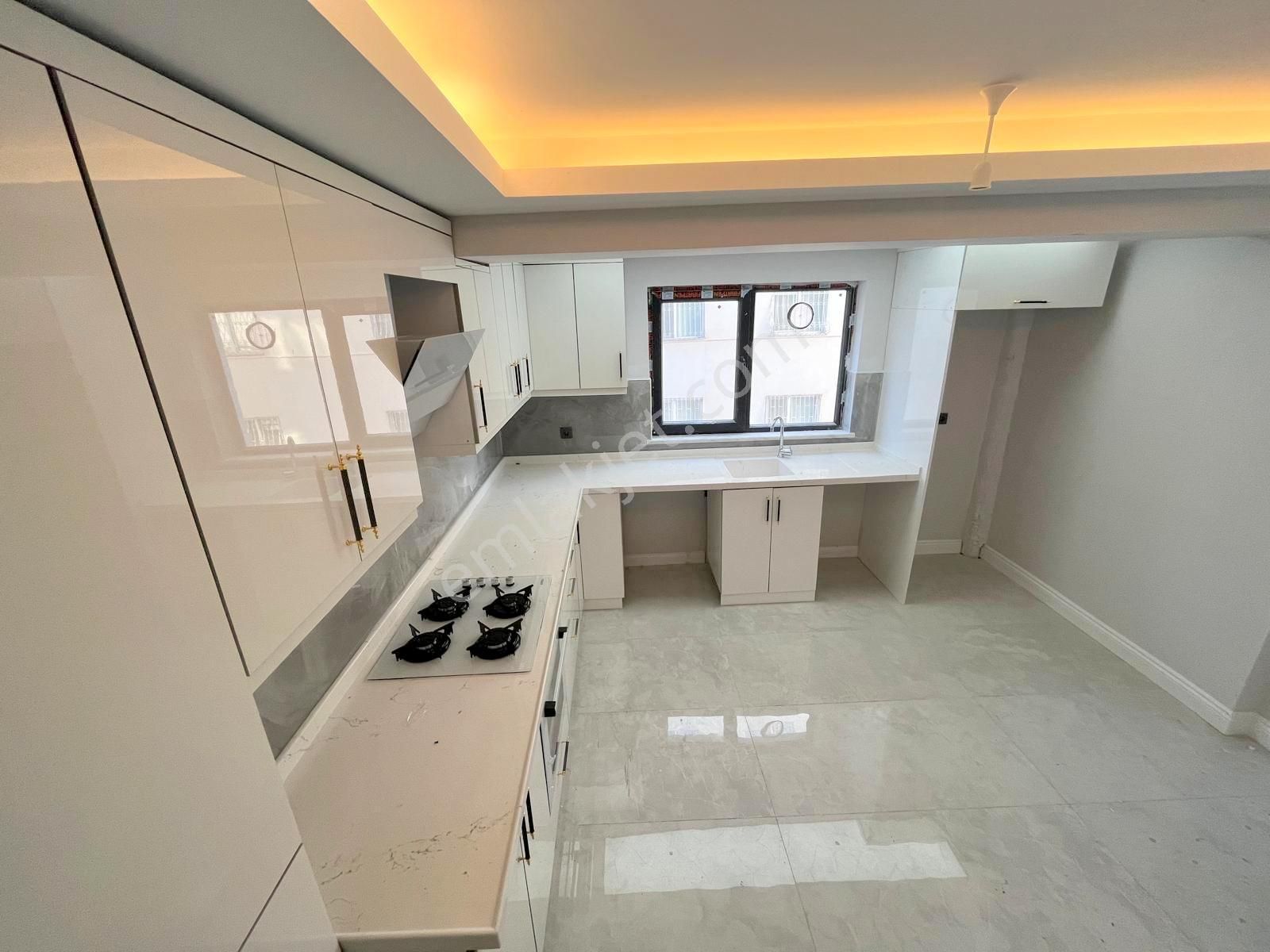 Hemdem Gayrimenkul'den Elvanda Yeni Sıfır Bina Asansörlü Ebeveyn Banyolu Arakatta 3+1 Satılık Daire - Görsel 7