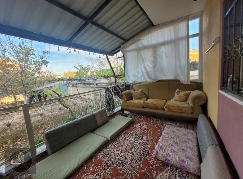 540 M2 Arsa Payı, Hatıp Caddesi Yakını, Tam Bağımsız Müstakil Ev - Görsel 3