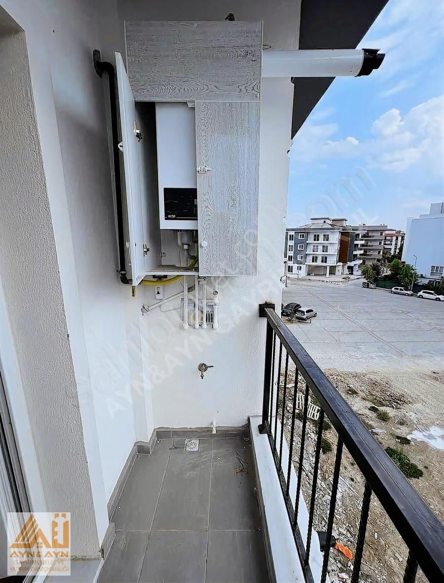 Menemen Seyrekte Fırsat Satılık 1+1 Daire - Görsel 3