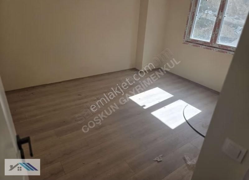 Pendik Dumlupınar Metroya Yürüme Mesafesinde Sıfır Kiralık 2+1 - Görsel 3