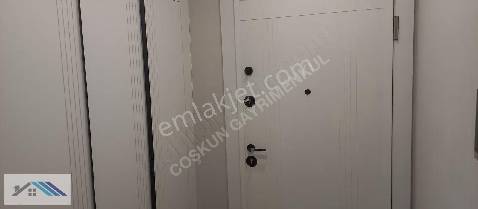 Beylikdüzü Lotus İstanbul Plaza Köşe Satılık Lüx Ofis - Görsel 4