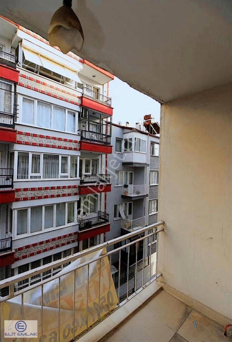 Zafer Mahallesinde 3+1 Satılık Daire - Görsel 15