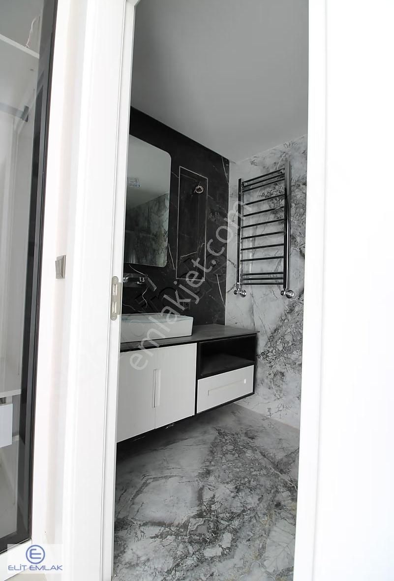 Aydın'ın Yeni Prestij Projesi: La Perla'da Lüks Kiralık Daire - Görsel 17