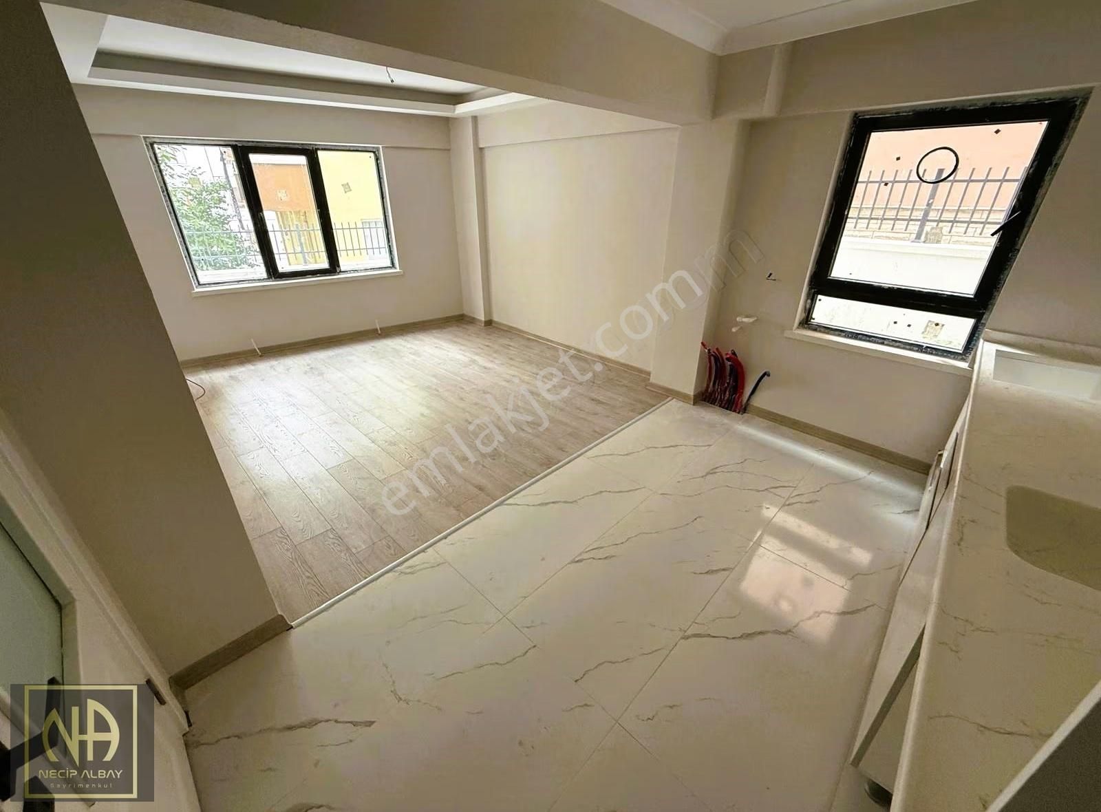 Güventepe Sıfır Bina Teras Balkon Amerikan Mutfak 3+1 Satılık - Görsel 24